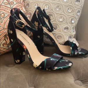 Cute new velvet heels!